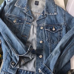 GAP Icon Washed Denim Jacket